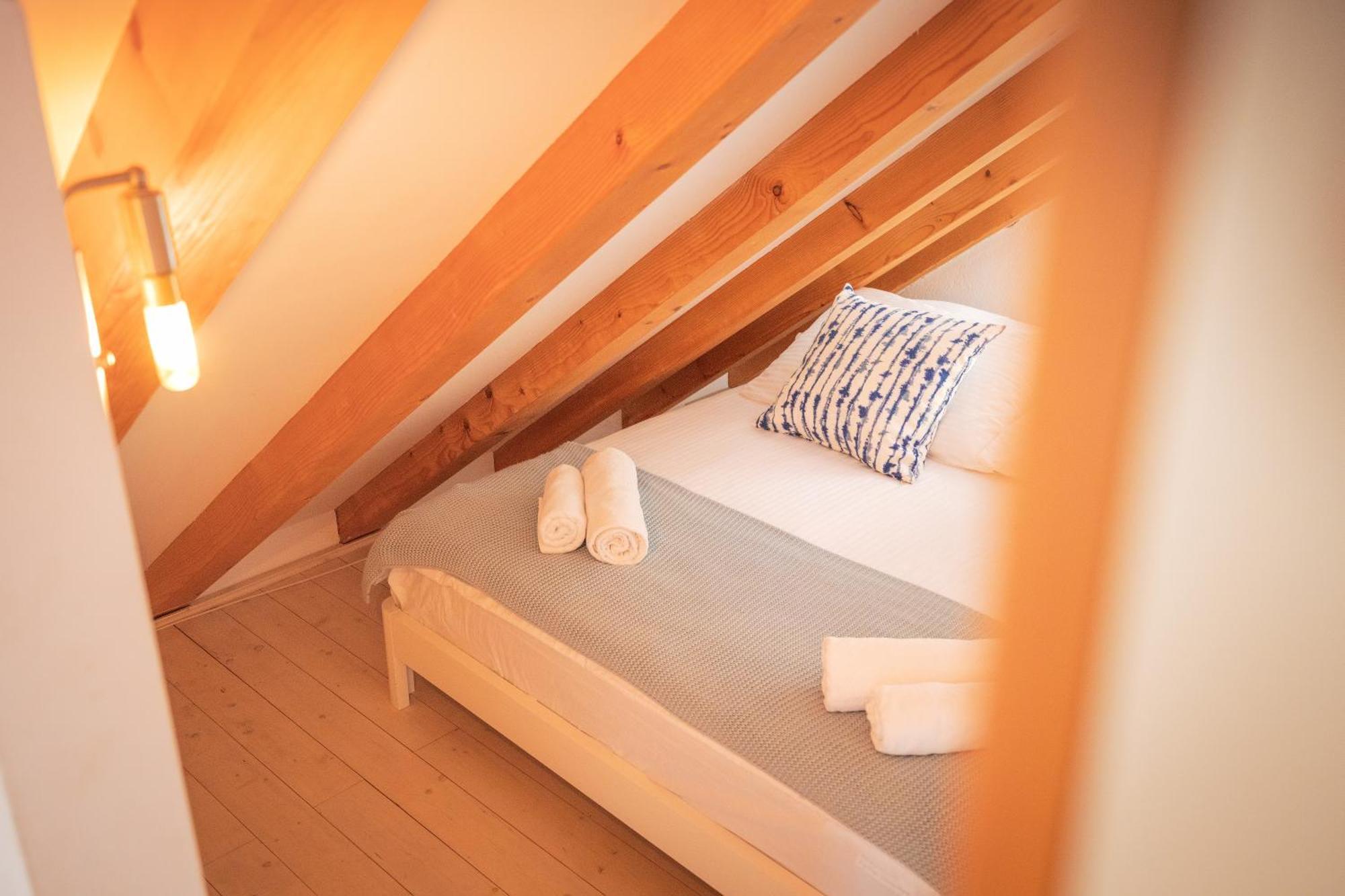 Stonehouse 22 - Zf Hvar *