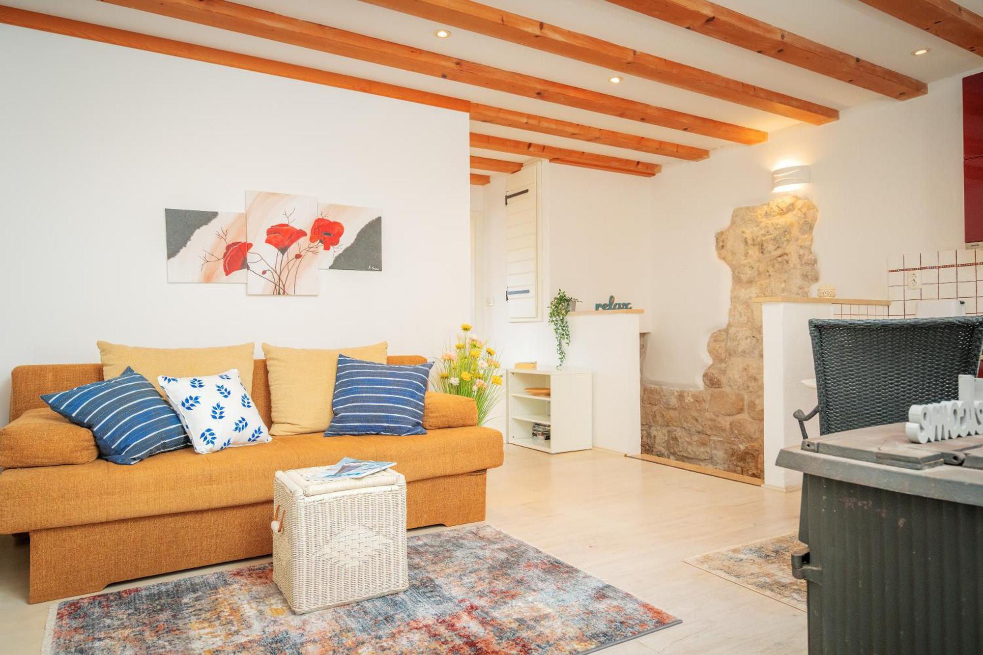 Stonehouse 22 - Zf Hvar *