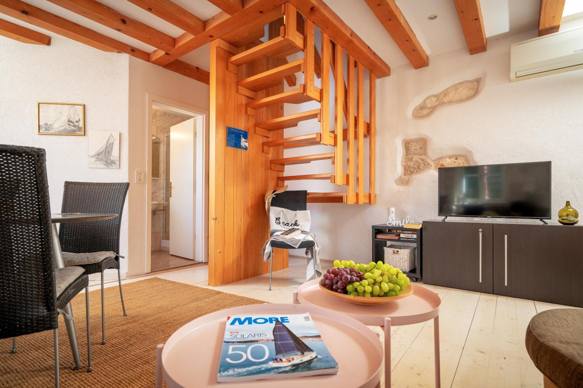 Stonehouse 22 - Zf Hvar Appartement *